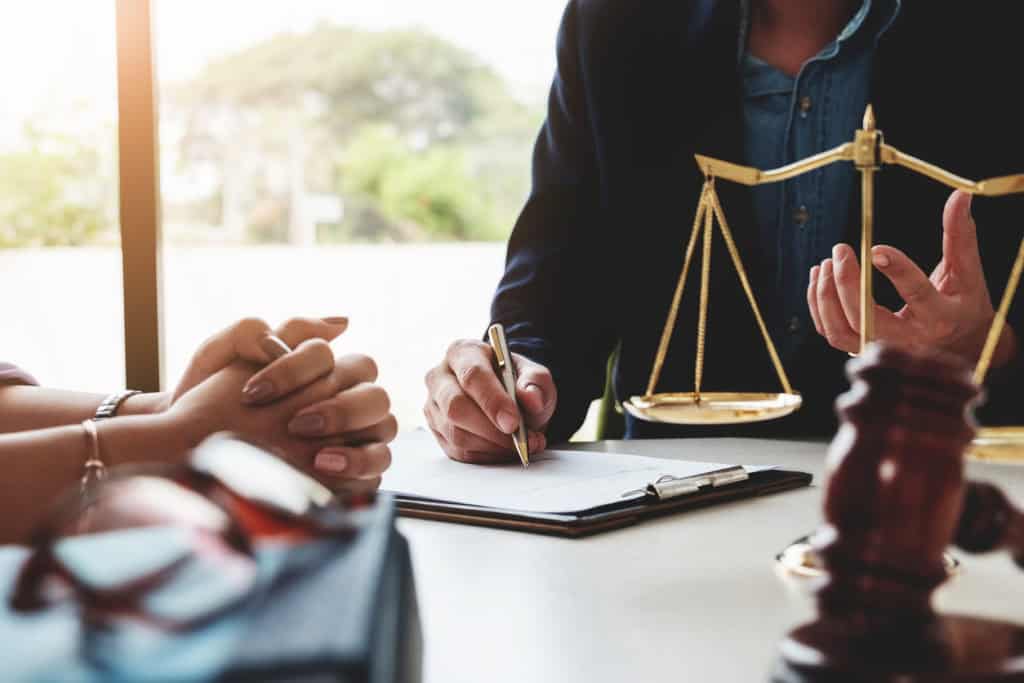 Court Applications vs. Mediation: A Less Stressful Path with EH Mediation Baldock